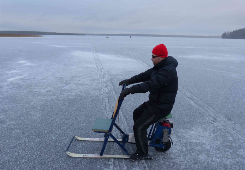 Самодельная техника для зимней рыбалки (76 фото)