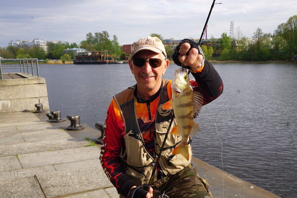 DSC06431.thumb.JPG.1e7b976e6f2e8e0de94701f518a5c943.JPG